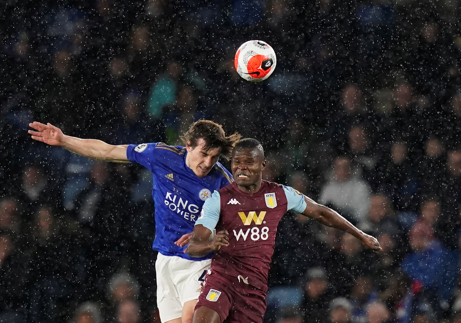 不少球迷还 不少球迷还